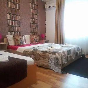 Comfort בית הארחה בוקרשט